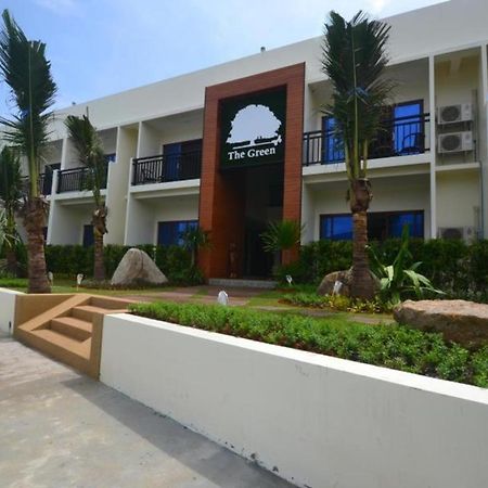 The Green Hotel Koh Lipe Exteriör bild