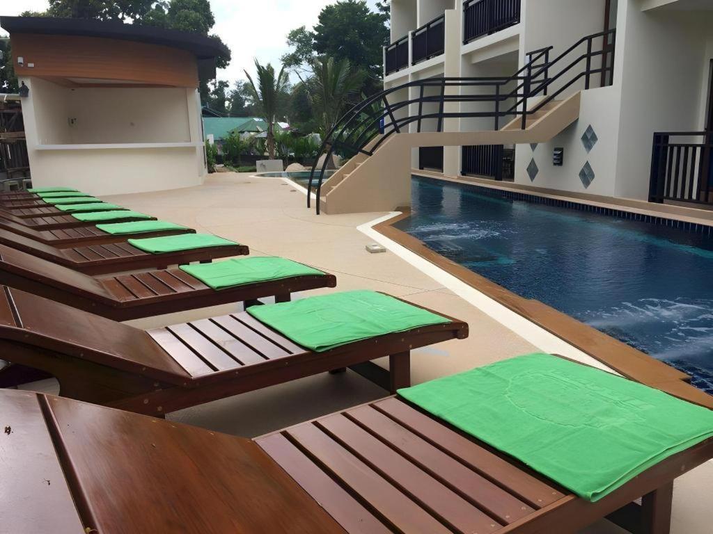 The Green Hotel Koh Lipe Exteriör bild
