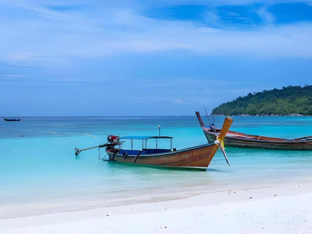 The Green Hotel Koh Lipe Exteriör bild