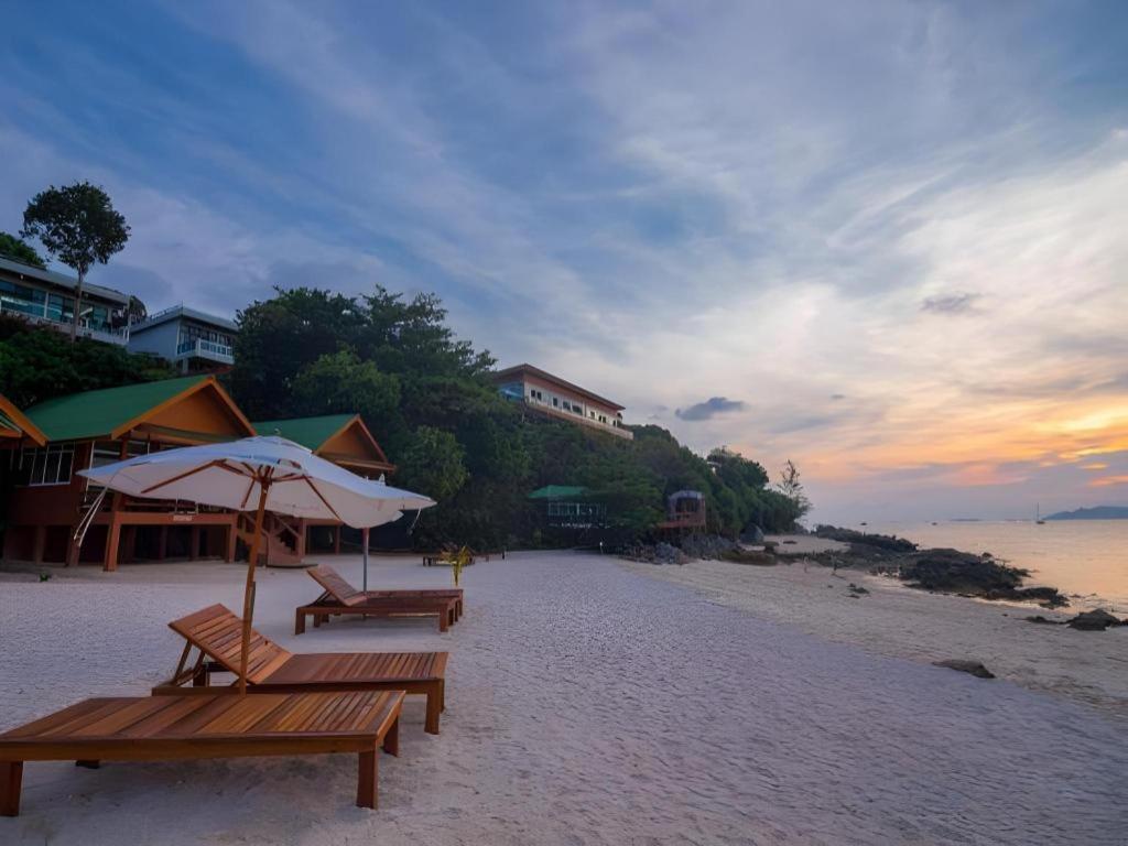 The Green Hotel Koh Lipe Exteriör bild